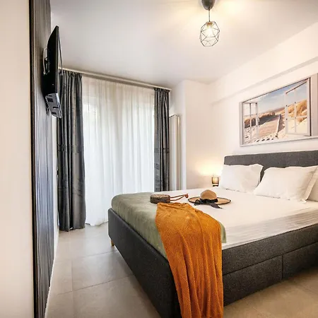 Fantastic In Odyssey & Pool * Mamaia